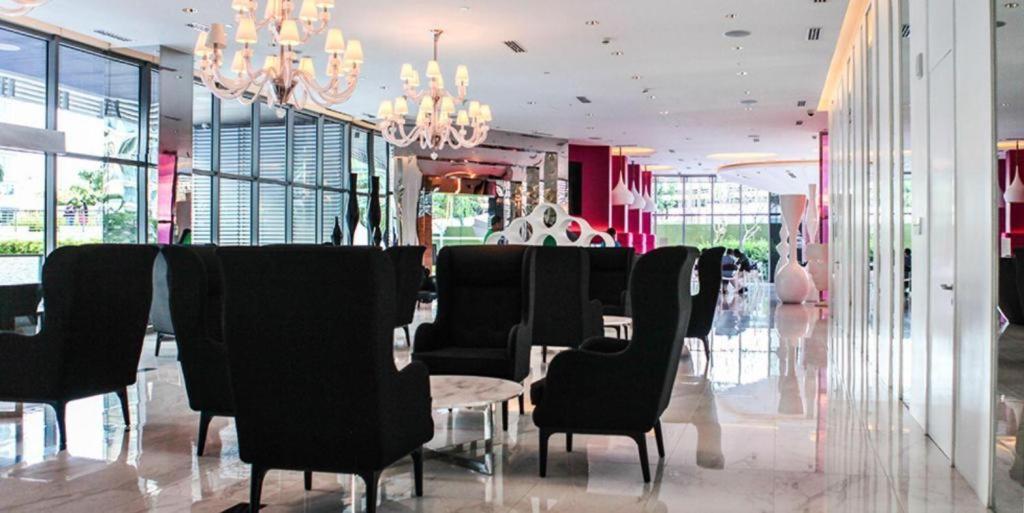 Azure Urban Resort Staycation Manila Eksteriør bilde